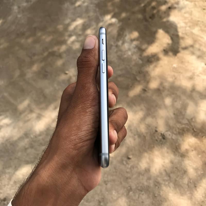Apple iPhone 6S 5
