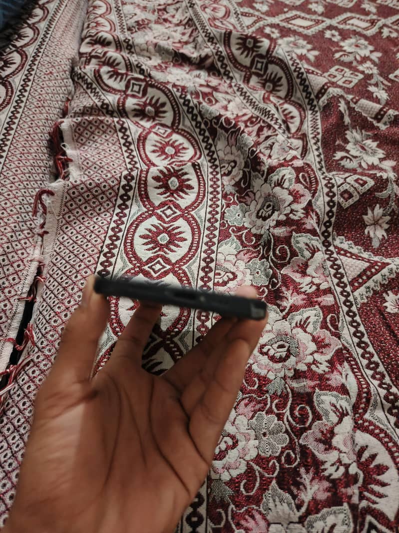 Apple iPhone 15 3