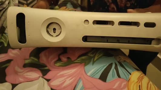 Only Console xbox 360 and ps2