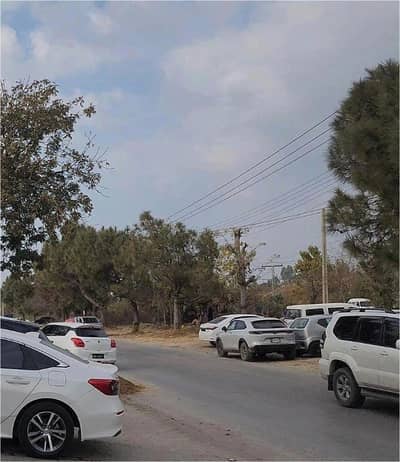 I-9 6 Kanal Plot with Good Location Best Investment Opportunity