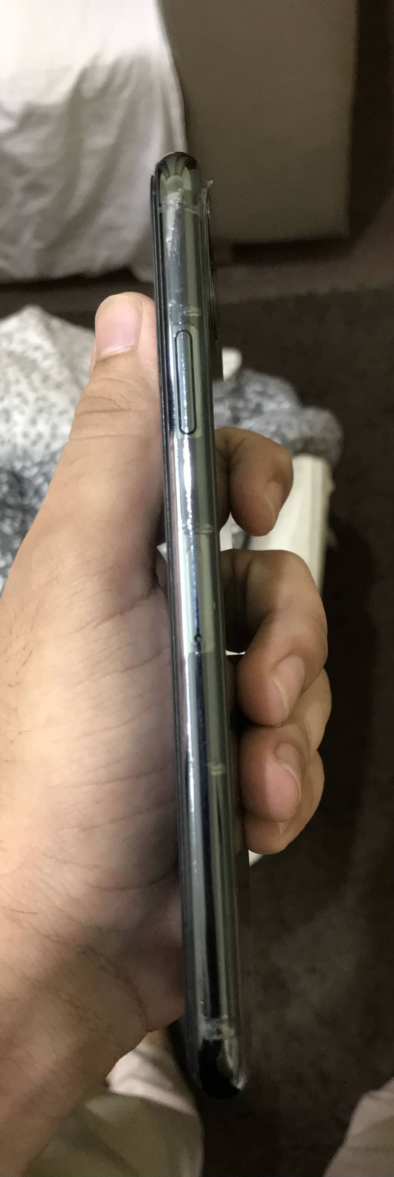 Apple iPhone 11 Pro Max 4