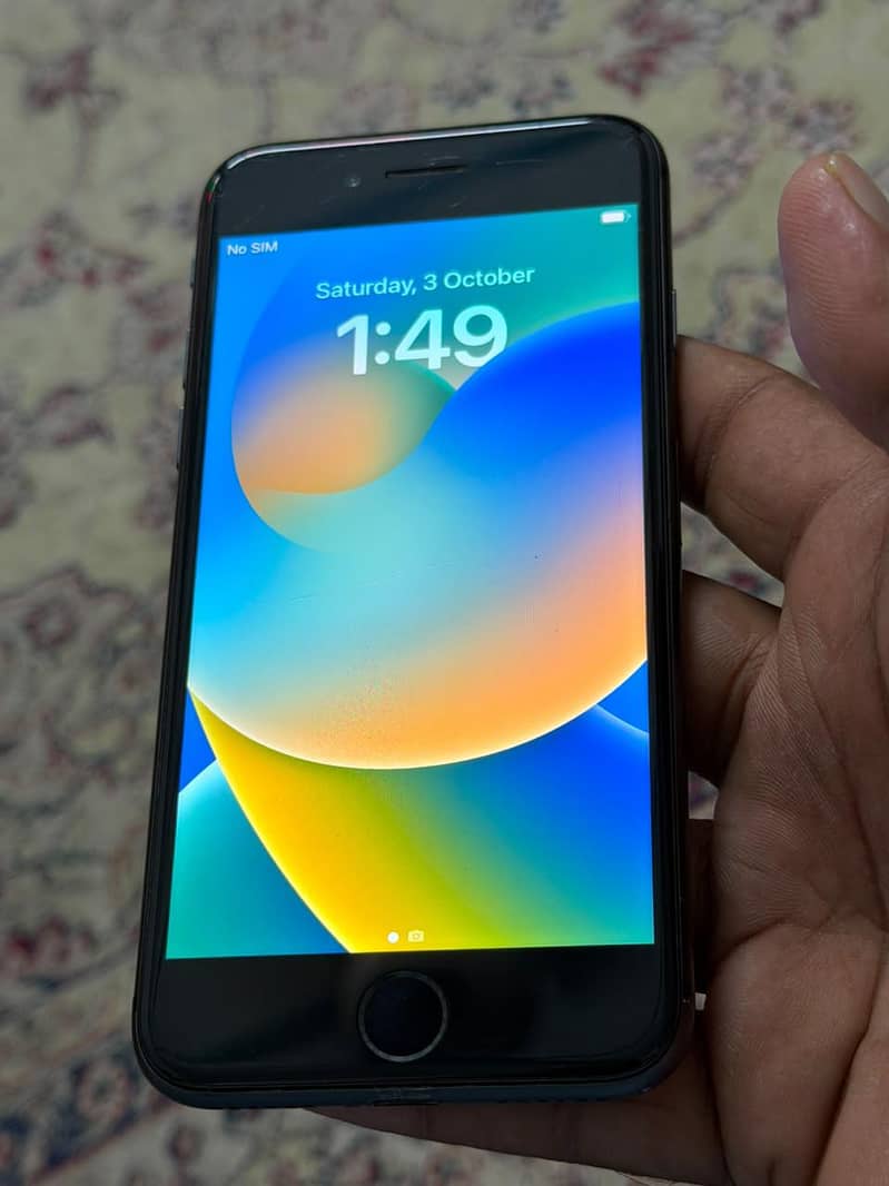 Apple iPhone 8 0