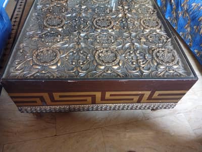 1 center table and 2 side tables