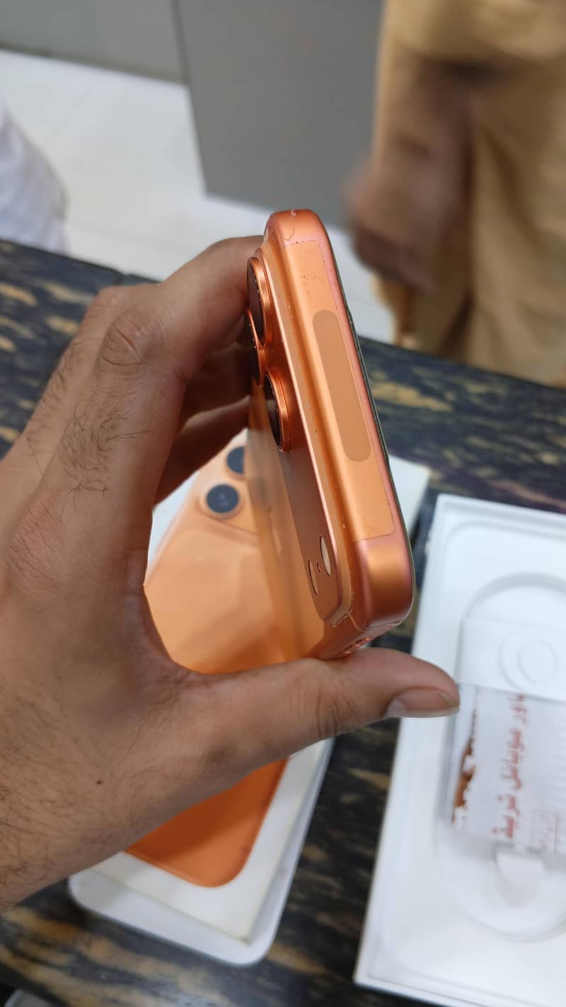 Apple iPhone 17 Pro Max 1