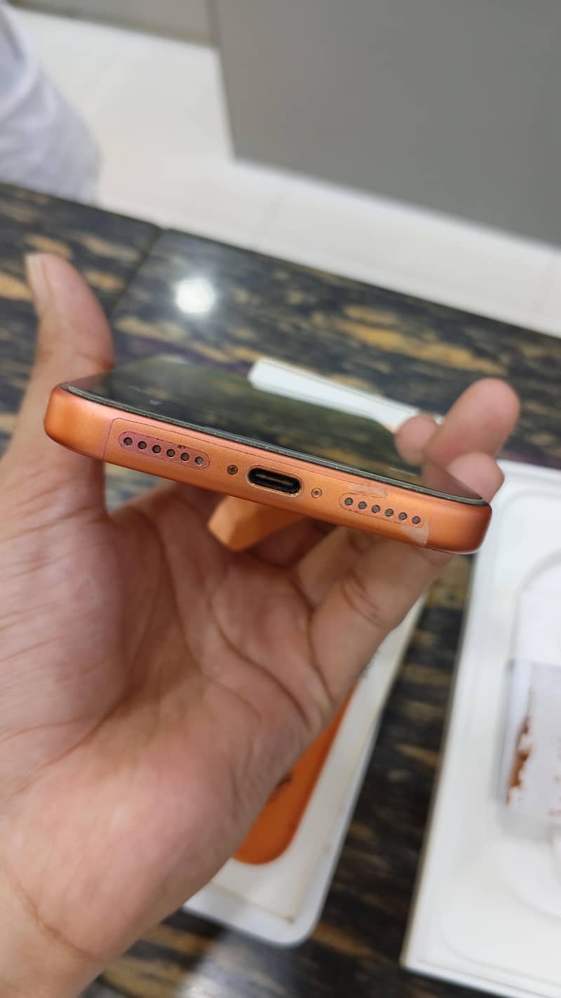 Apple iPhone 17 Pro Max 2