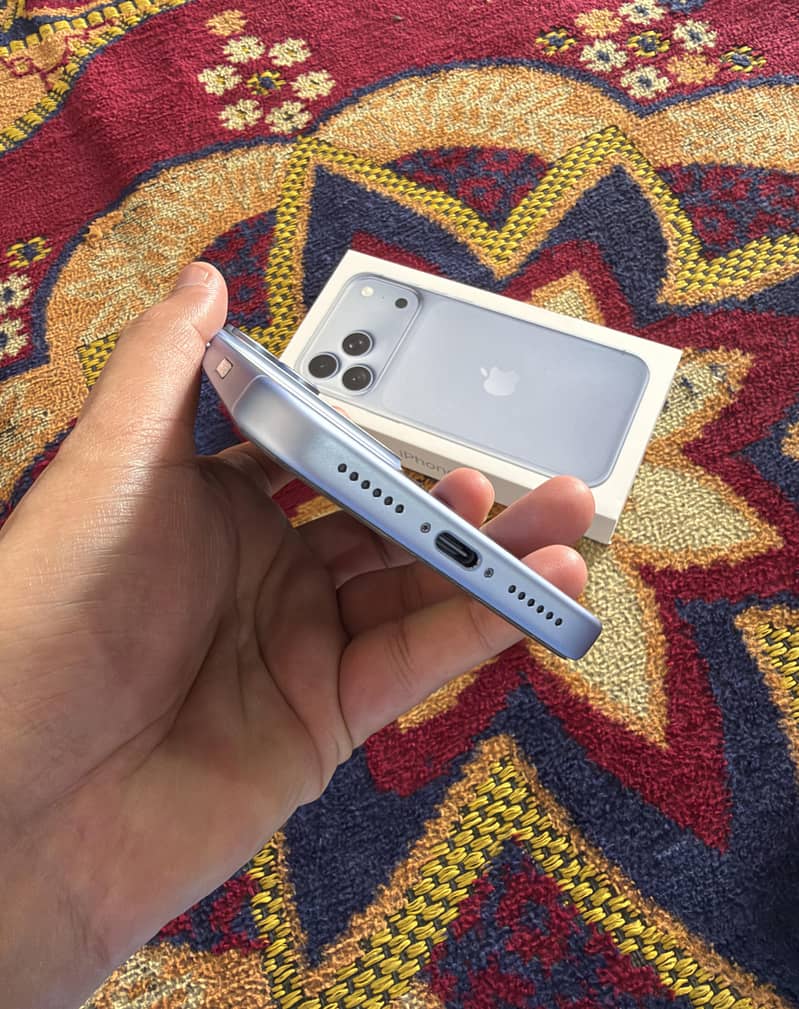 Apple iPhone 18 Pro Max 2
