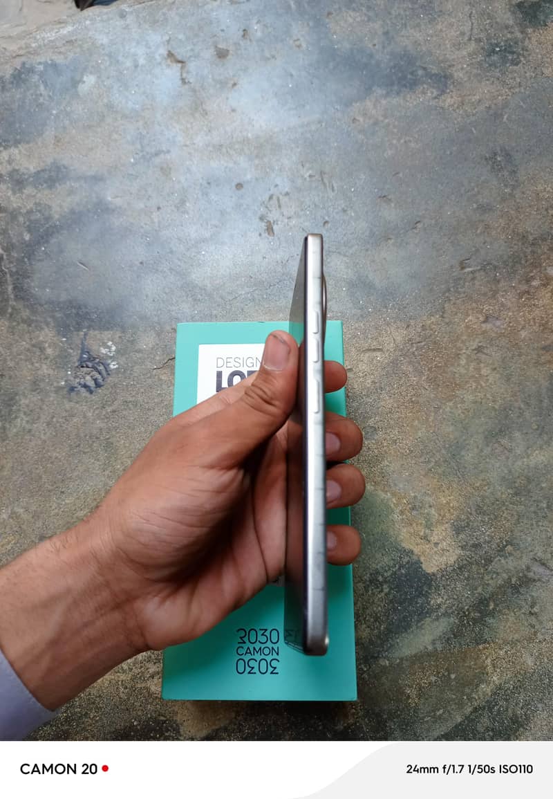 Tecno CAMON 20 2
