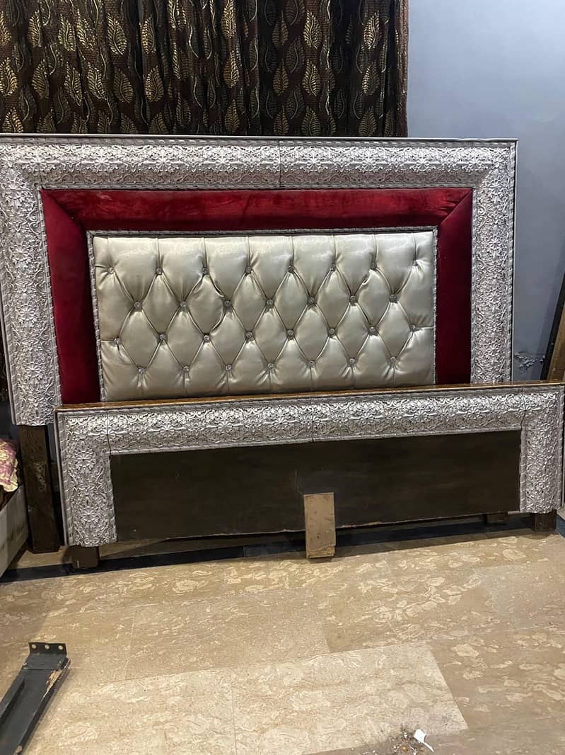 front back bed sides available 1