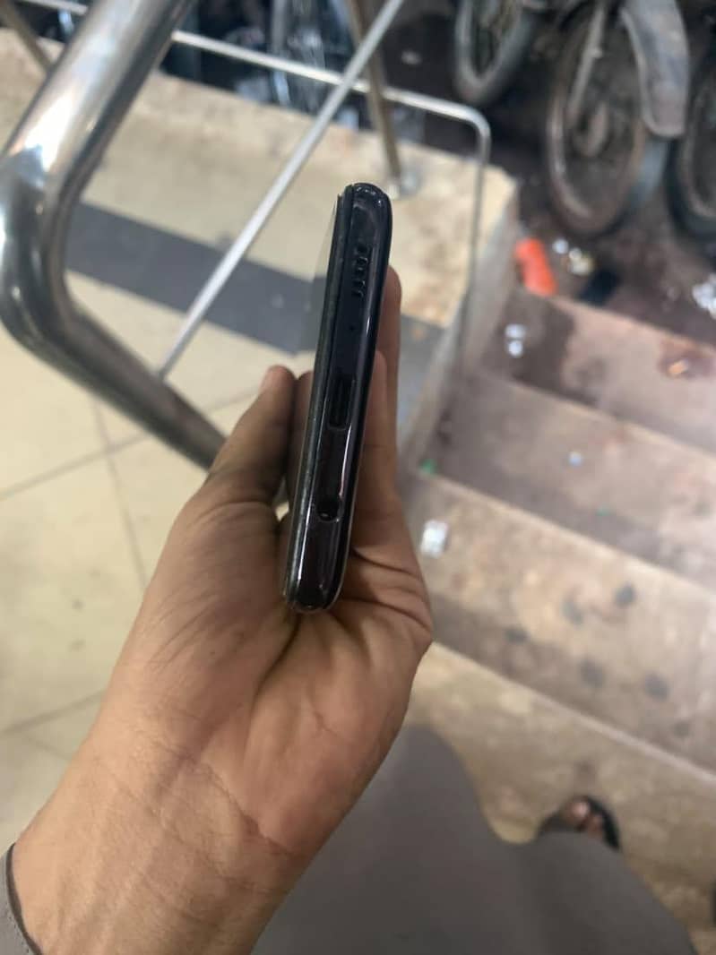 Samsung Mobile A31 3