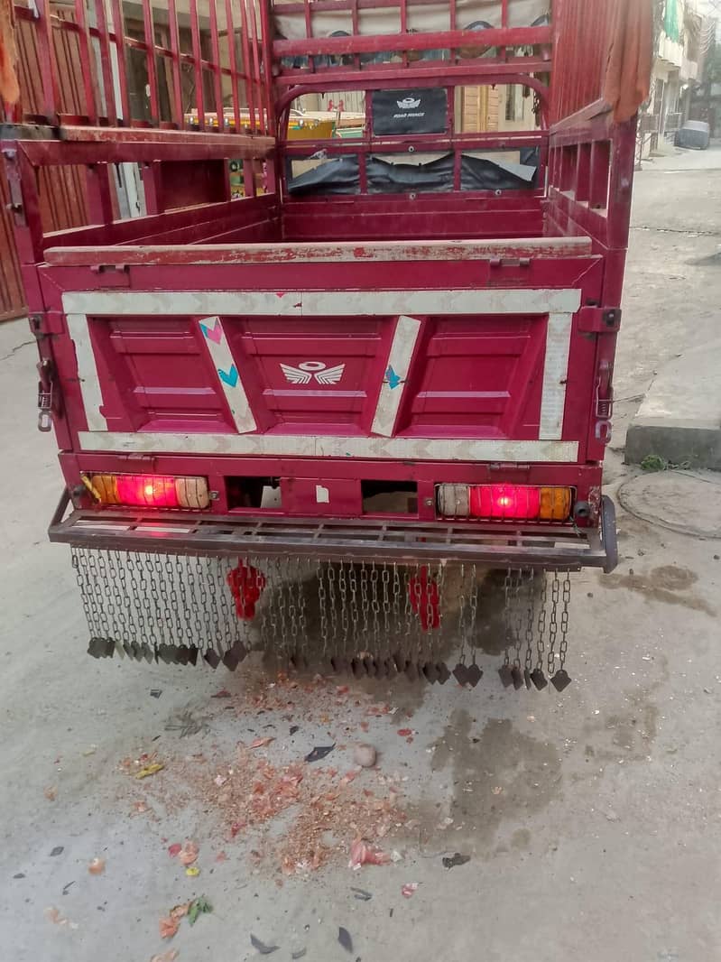 Loader Rickshaw 1