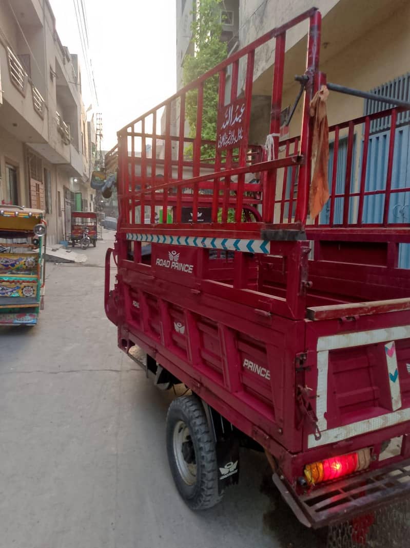 Loader Rickshaw 9