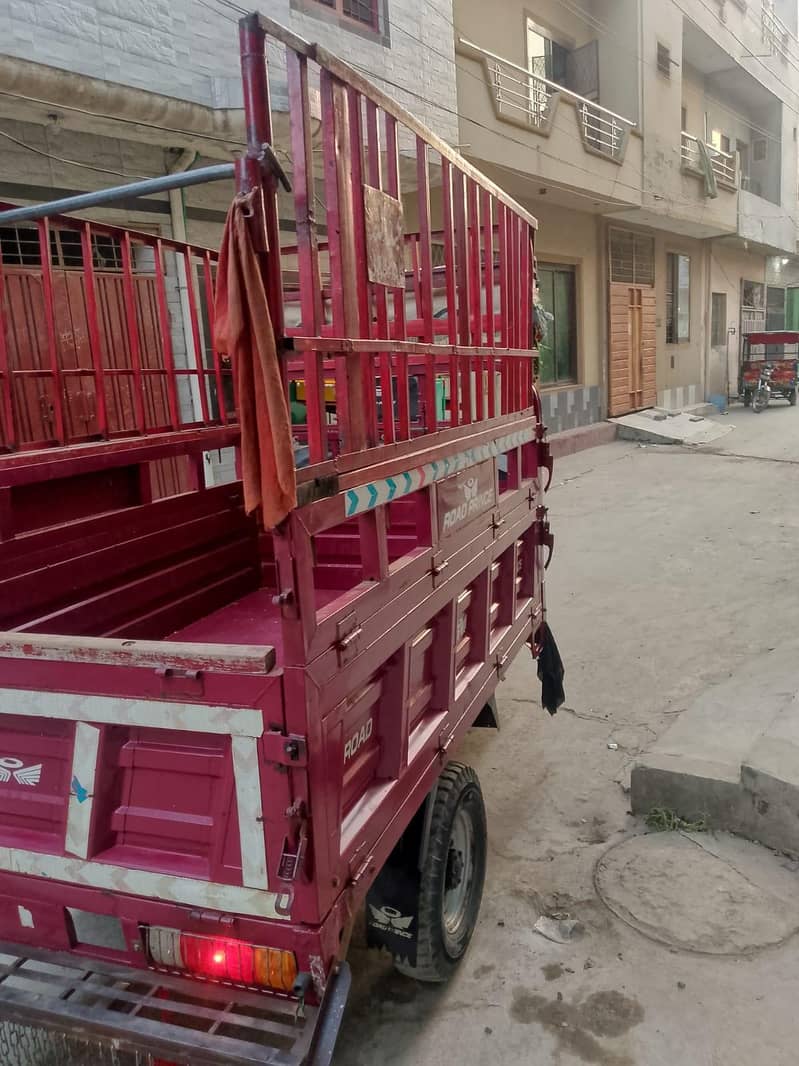 Loader Rickshaw 12
