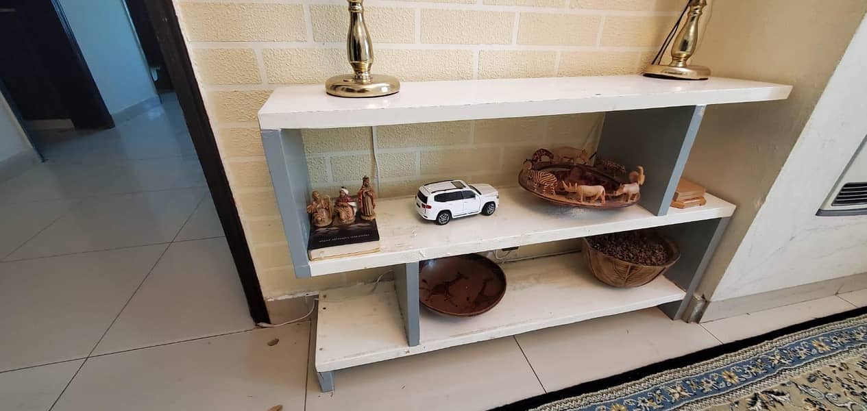 centre table and racks 3