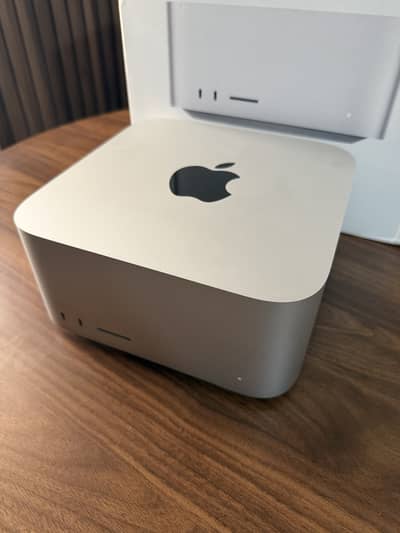 Mac Studio M1 Max 32 Core GPU Customised