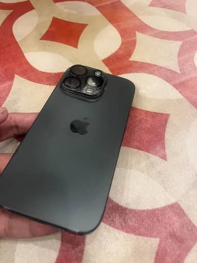 Apple iPhone 16 Pro