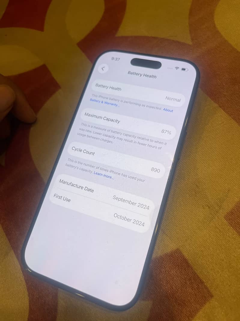 Apple iPhone 16 Pro 2