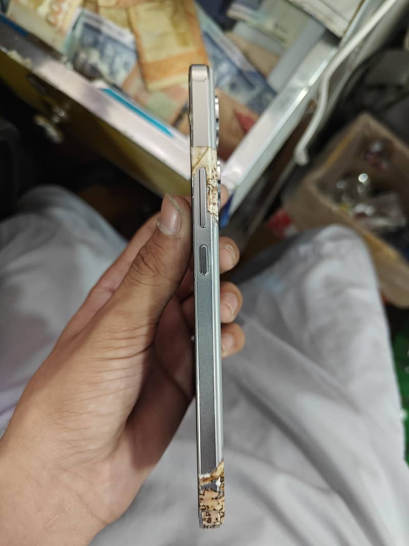 Realme Neo7 1