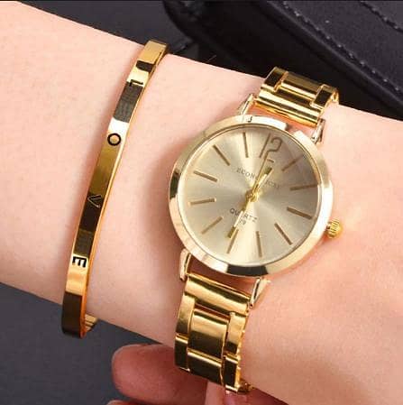 2Pcs Women's Fashion Gold Watch Set with Hollow Strap Bracelet R5831