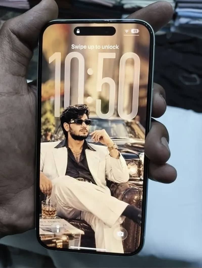 Apple iPhone 15 plus 0