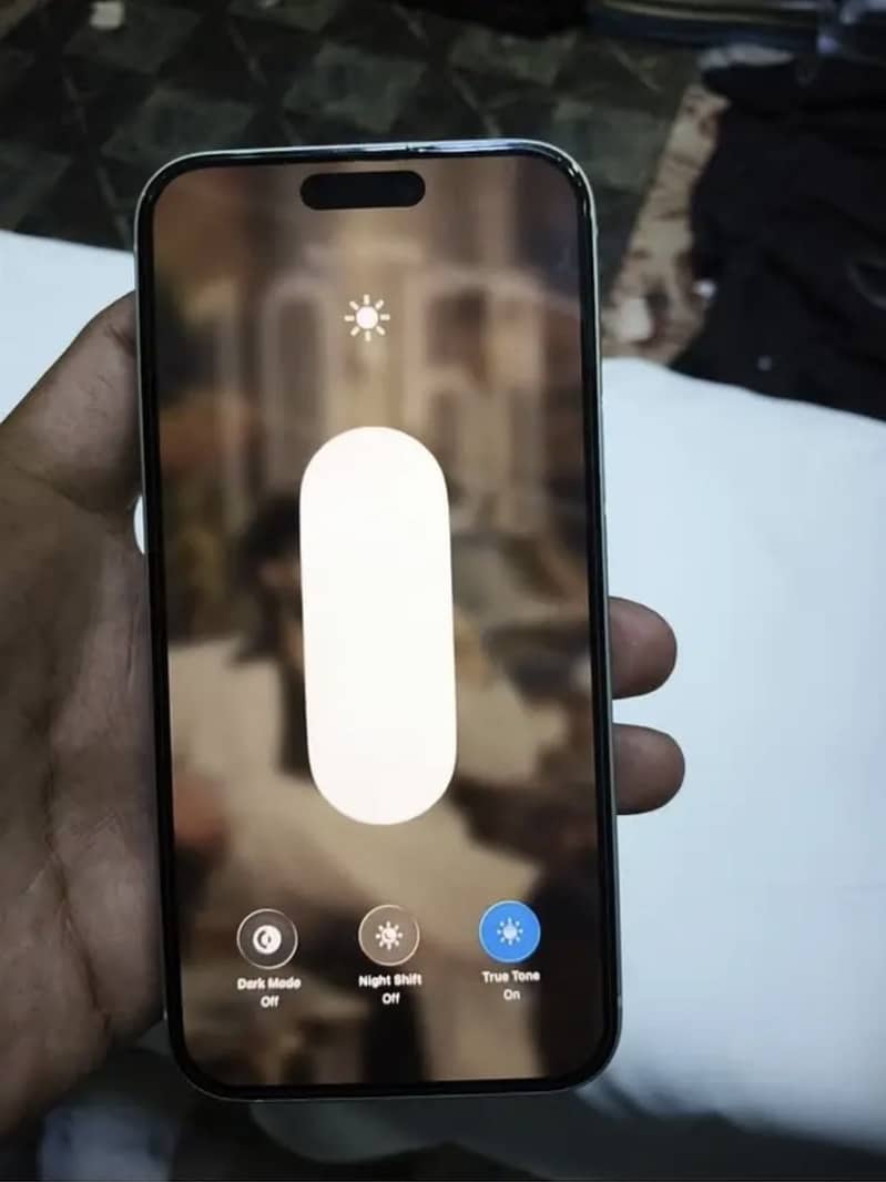 Apple iPhone 15 plus 9