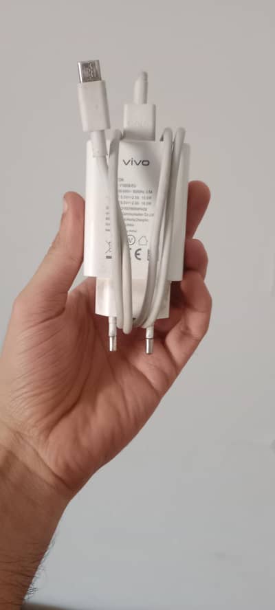 vivo y33s geniun