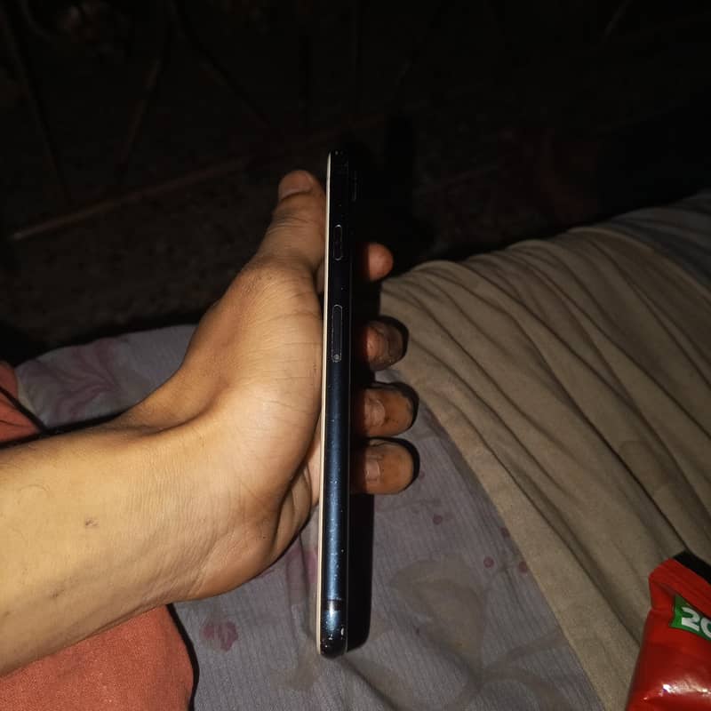 Apple iPhone 7 1