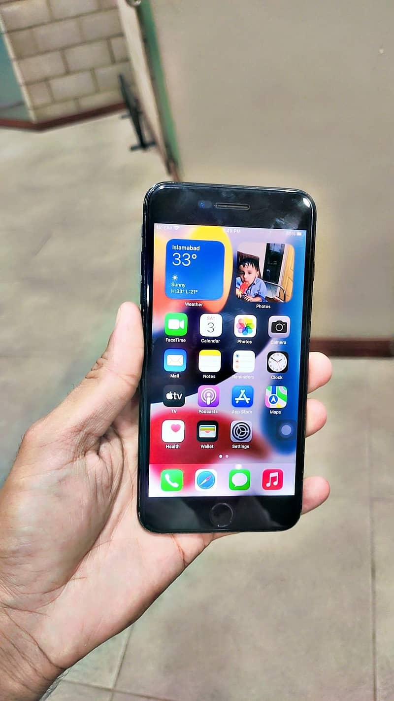 Apple iPhone 7 Plus 7