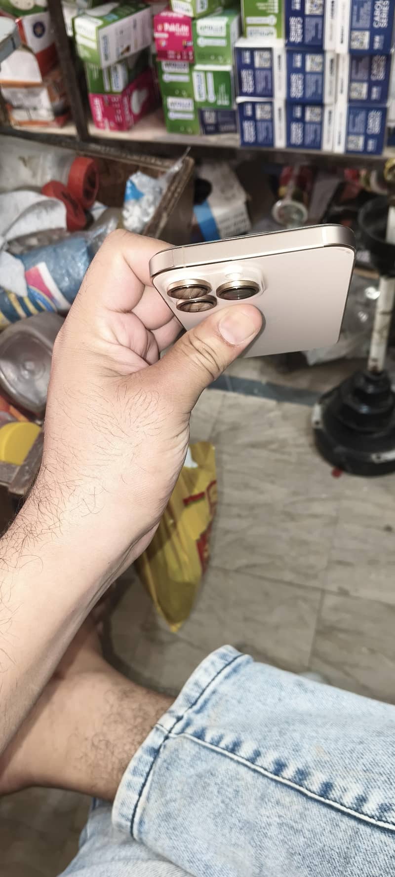 Apple iPhone 16 Pro Max 3