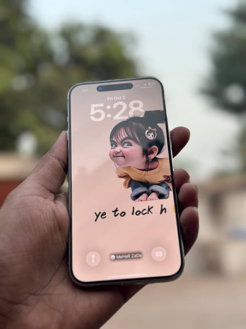 Apple iPhone 15 Pro Max 1