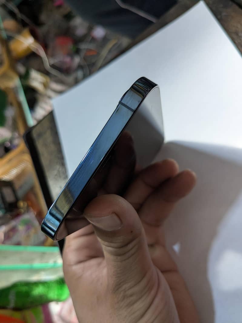 Apple iPhone 12 Pro Max 9