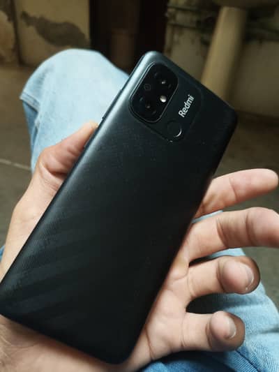 Xiaomi Redmi 12C 4 128 non pta bhir sy aya tha home used arngent