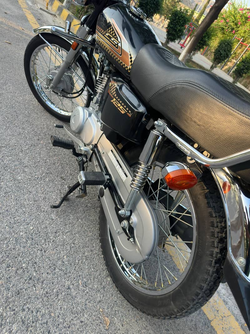 Honda 125 24/25 model 3