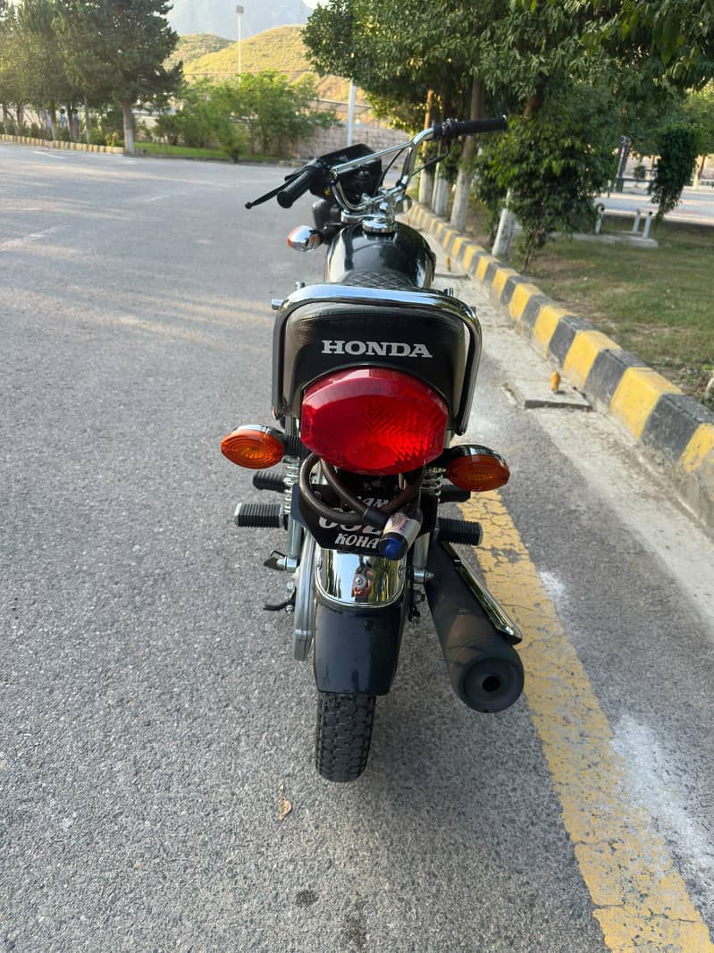 Honda 125 24/25 model 4