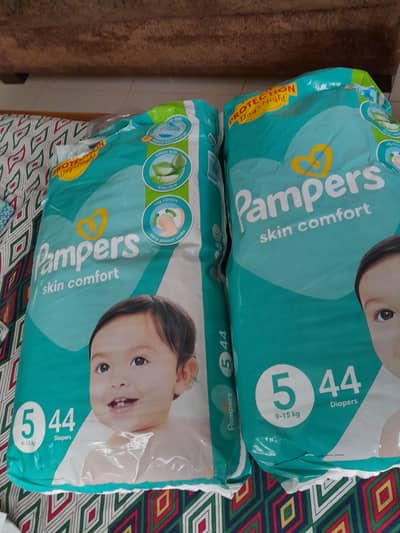 Pampers brand pampers Size 5