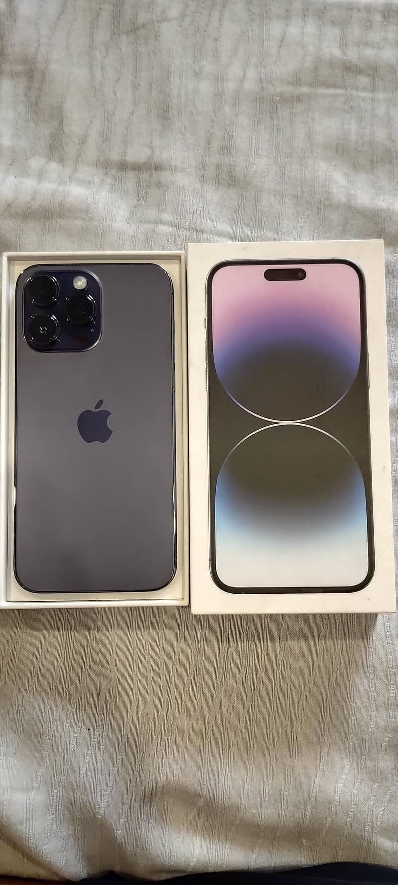 Apple iPhone 14 Pro Max 0