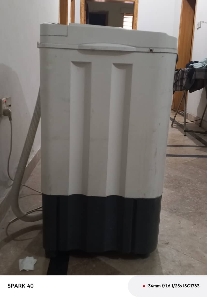 Waves washing machine 5