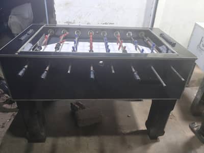 foot ball hand game