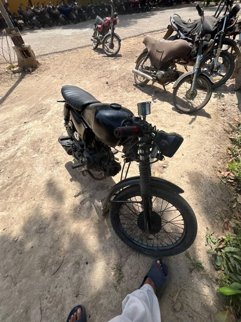 CD 70 cafe racer 15