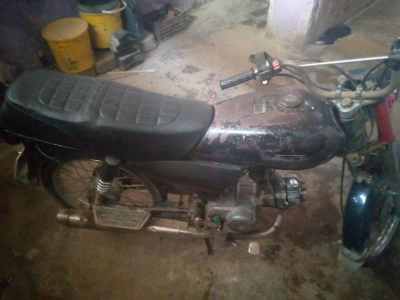 SUPER POWER 70 2011 2