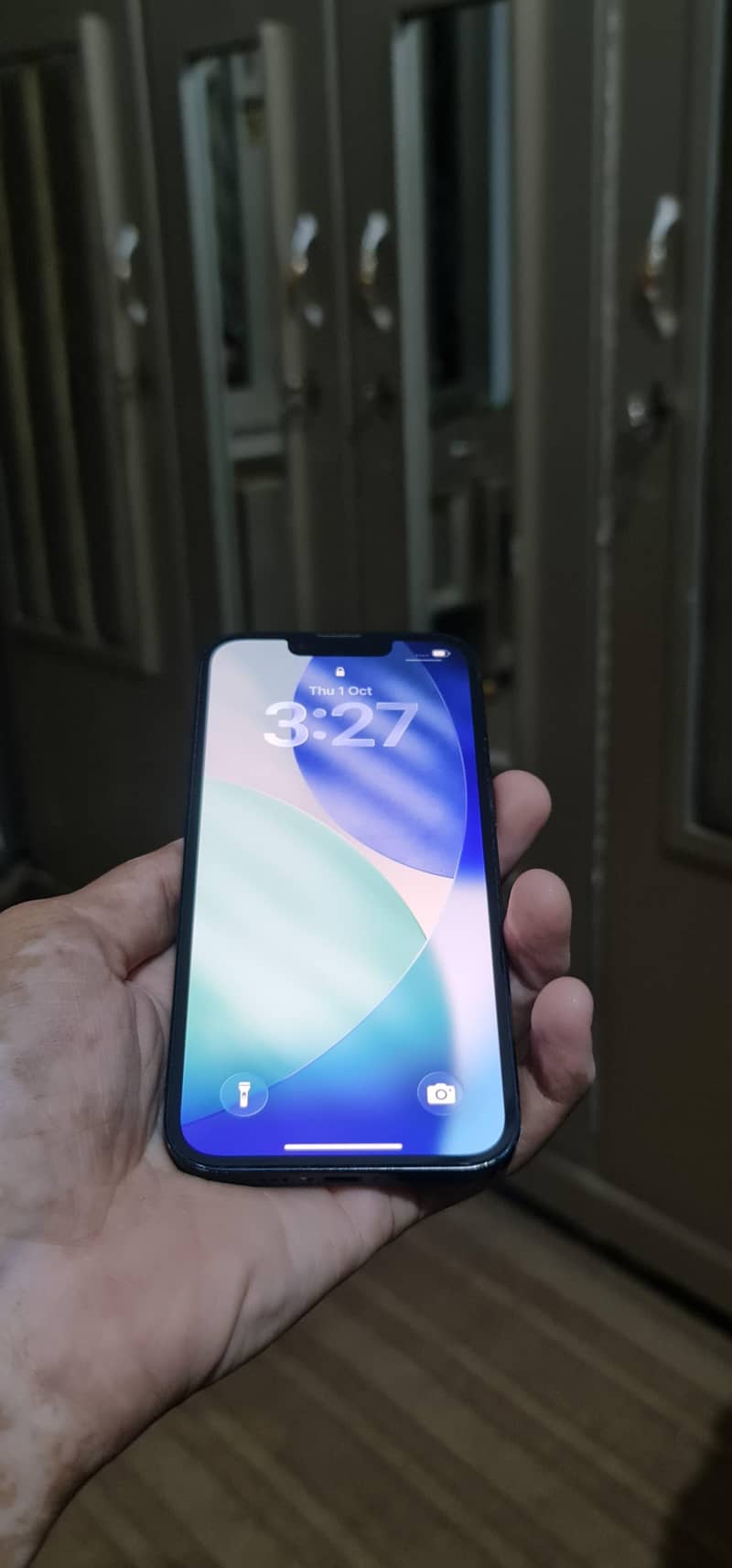 Apple iPhone 13 4
