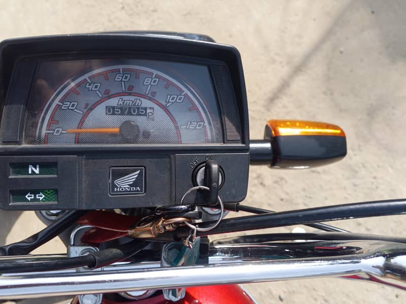 Honda CD 70 6