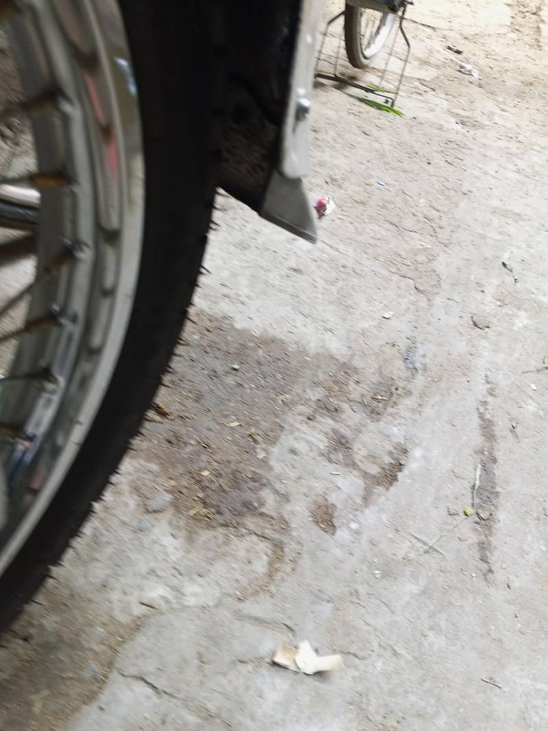 Honda CD 70 17