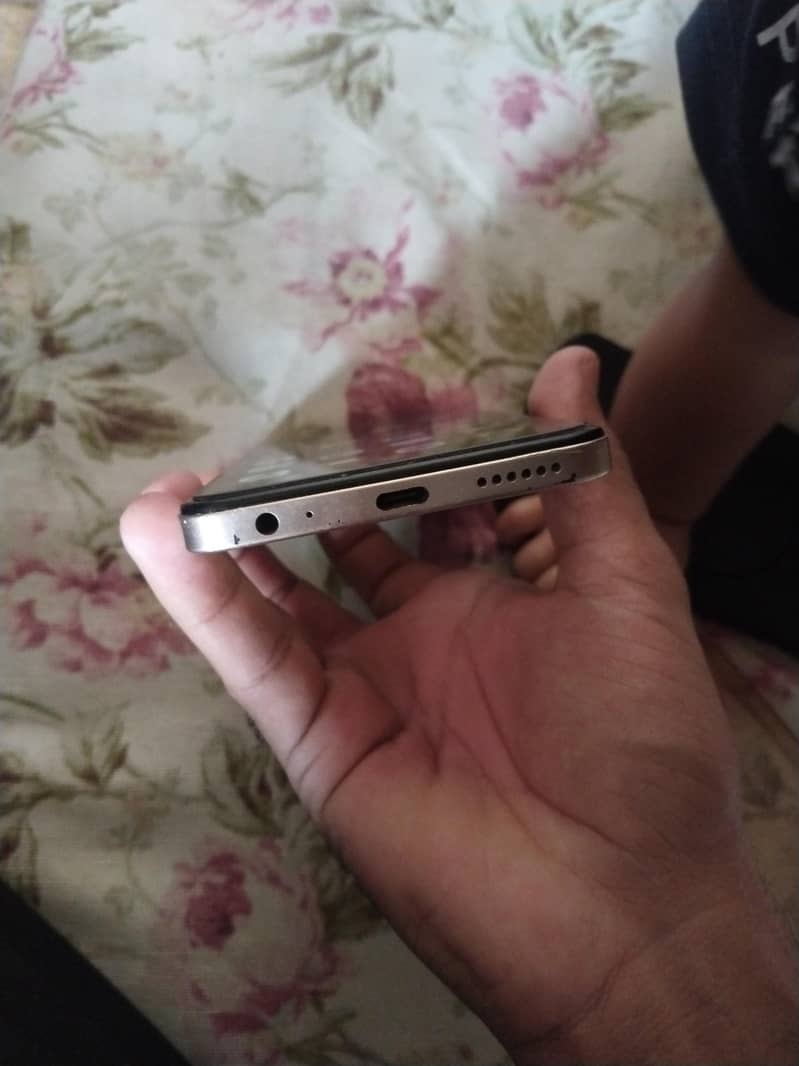 Infinix Smart 8 Pro 4