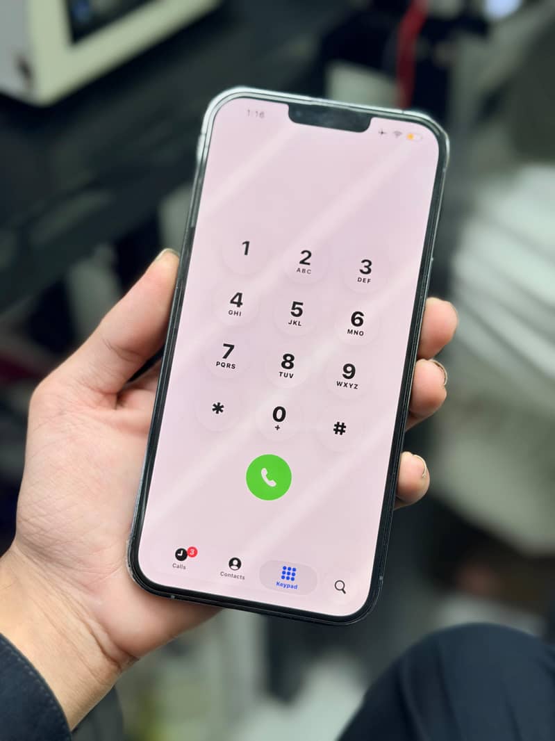 Apple iPhone 13 Pro Max 4