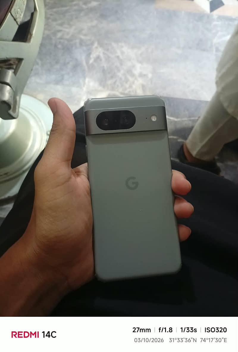 Google Pixel 8 5