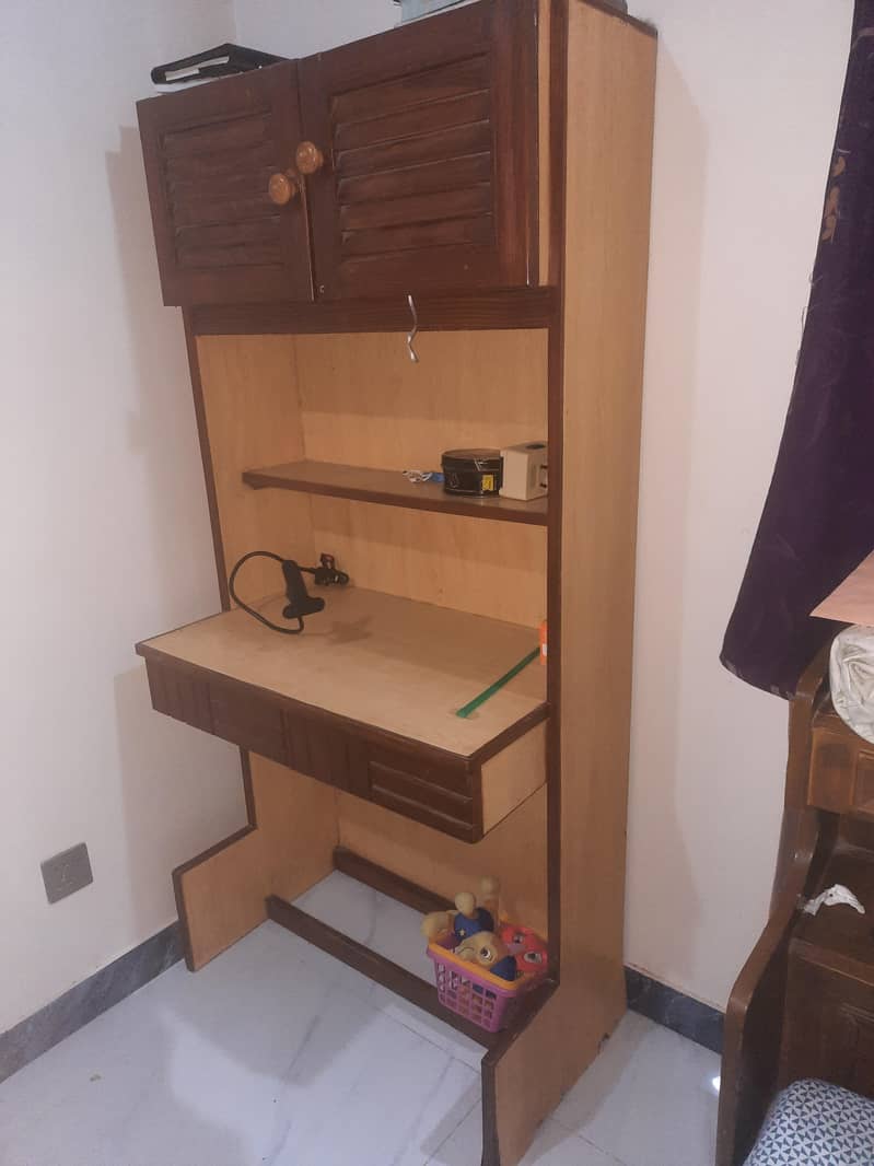Study table For sell ( urgent ) 1