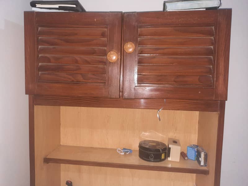 Study table For sell ( urgent ) 2