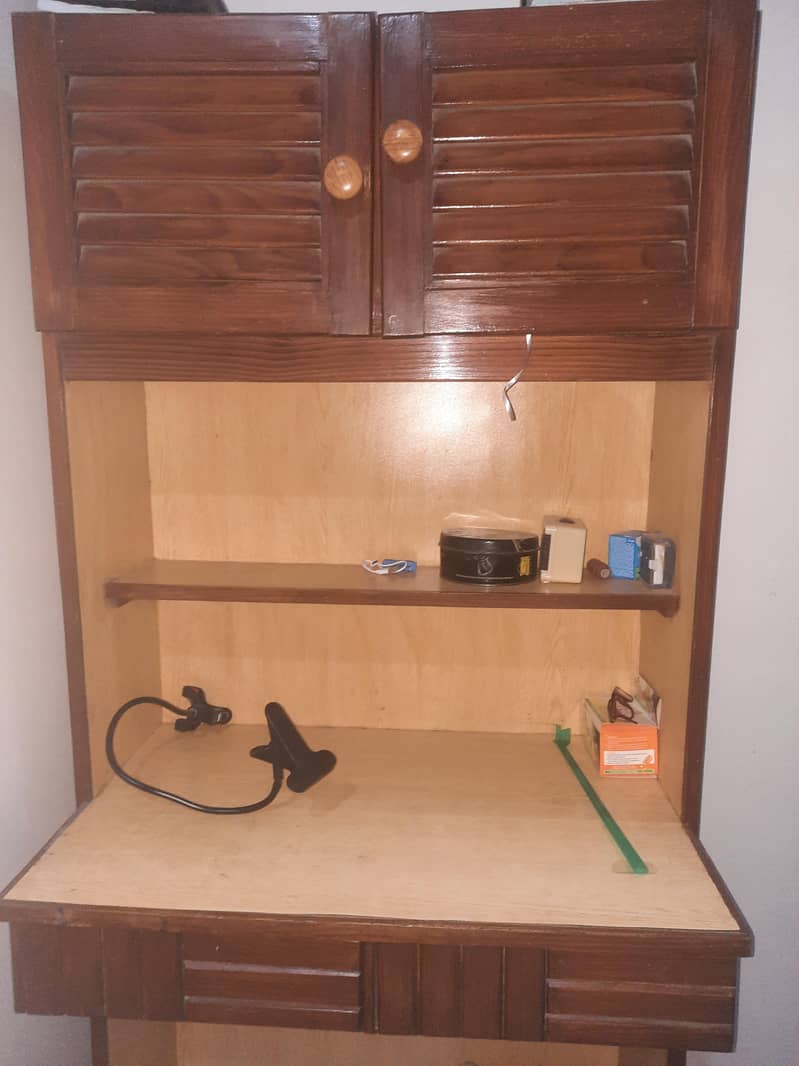 Study table For sell ( urgent ) 3