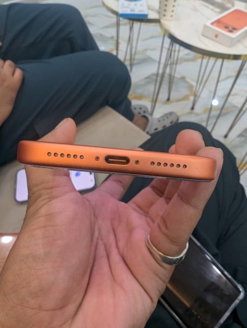 Apple iPhone 17 Pro Max 5