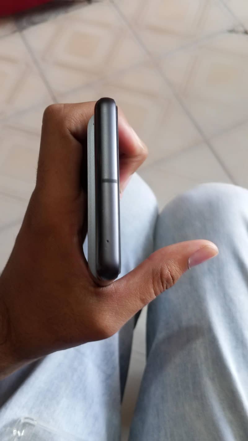 Google Pixel 7(No Exchange) 3